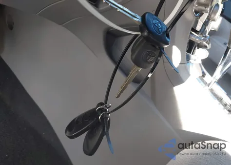 2013 Toyota Highlander Hybrid Base V6 from USA, damaged, VIN JTEBC3EH7D2016587